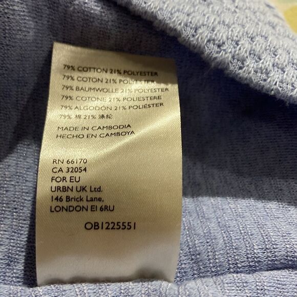 Free People Women Bunny Bell Sleeve Top Bluemoon Quartz Light Blue Size XS NWT - Picture 7 of 7